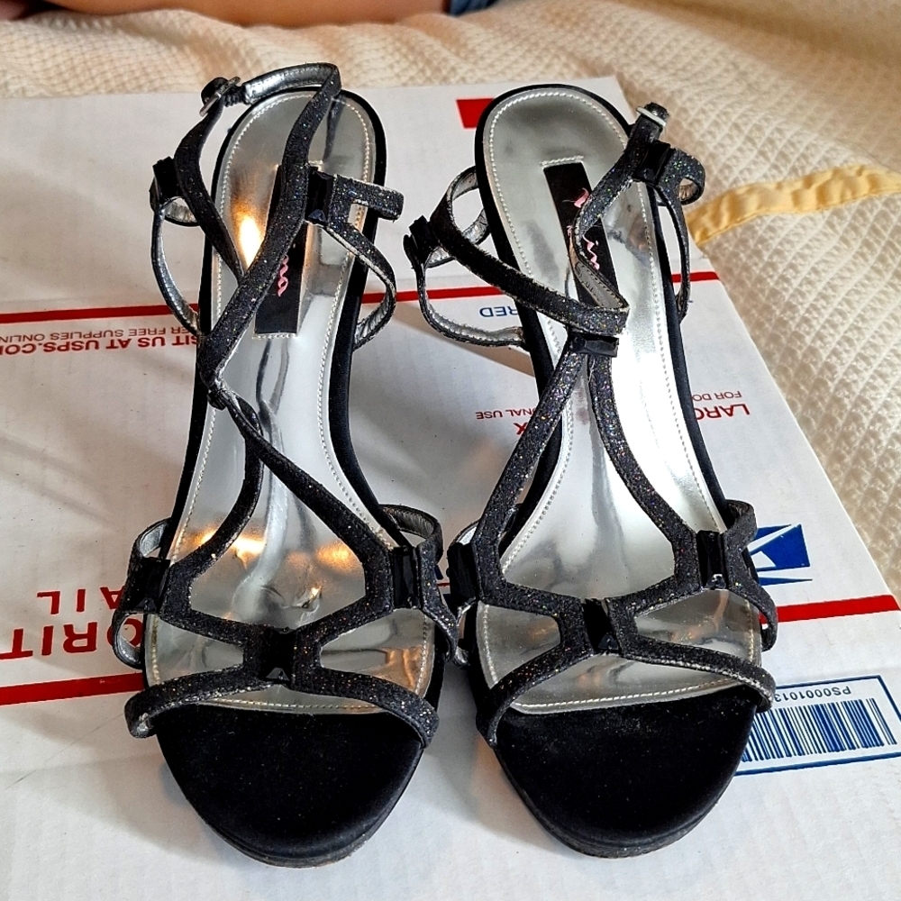 NINA NEW YORK BLACK HEELS SIZE 9.5 DRESS SHOES PROM